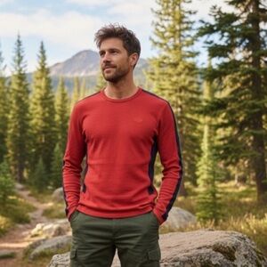 Icebreaker Men's 260 Body Fit Long Sleeve Crew Base Layer Top Red Size Small